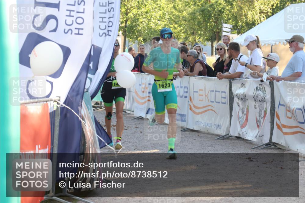 07.09.2025 - 19. Norderstedt Triathlon Luisa Fischer http://msf.ph/oto/8738512 07.09.2025 16:47:55 Ziel 1579, 1623 meine-sportfotos.de