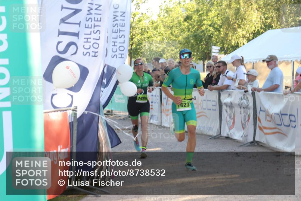 07.09.2025 - 19. Norderstedt Triathlon Luisa Fischer http://msf.ph/oto/8738532 07.09.2025 16:47:56 Ziel 1489, 1579, 1623 meine-sportfotos.de