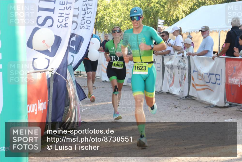 07.09.2025 - 19. Norderstedt Triathlon Luisa Fischer http://msf.ph/oto/8738551 07.09.2025 16:47:57 Ziel 1489, 1579, 1623 meine-sportfotos.de