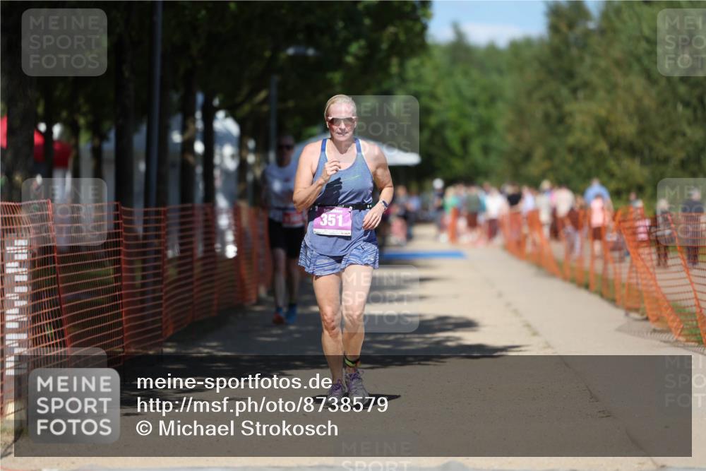 07.09.2025 - 19. Norderstedt Triathlon Michael Strokosch http://msf.ph/oto/8738579 07.09.2025 13:46:07 Laufen 351, 1259, 1362 meine-sportfotos.de