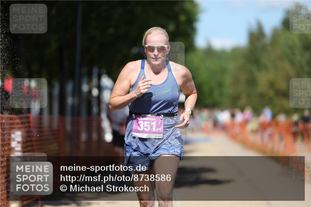 07.09.2025 - 19. Norderstedt Triathlon Michael Strokosch http://msf.ph/oto/8738586 07.09.2025 13:46:10 Laufen 351, 1362 meine-sportfotos.de