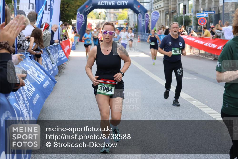 07.09.2025 - BARMER Alsterlauf Strokosch-Dieckow http://msf.ph/oto/8738588 07.09.2025 10:19:04 Ziel 2024, 2761, 3399, 3400, 3581, 4060, 4207, 4390, 4410, 4438, 4459, 4509, 4510, 5325, 5503, 5712, 6003, 6319 meine-sportfotos.de