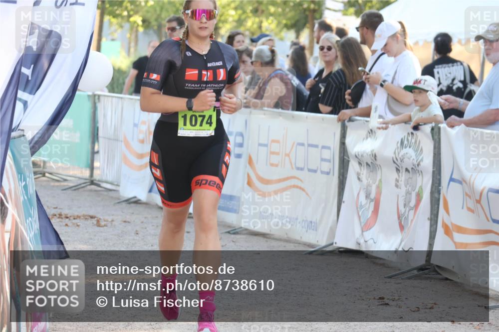 07.09.2025 - 19. Norderstedt Triathlon Luisa Fischer http://msf.ph/oto/8738610 07.09.2025 16:48:27 Ziel 1074 meine-sportfotos.de