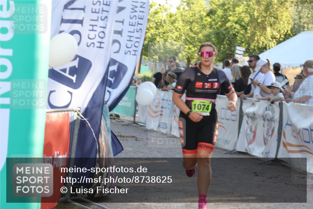 07.09.2025 - 19. Norderstedt Triathlon Luisa Fischer http://msf.ph/oto/8738625 07.09.2025 16:48:28 Ziel 1074 meine-sportfotos.de