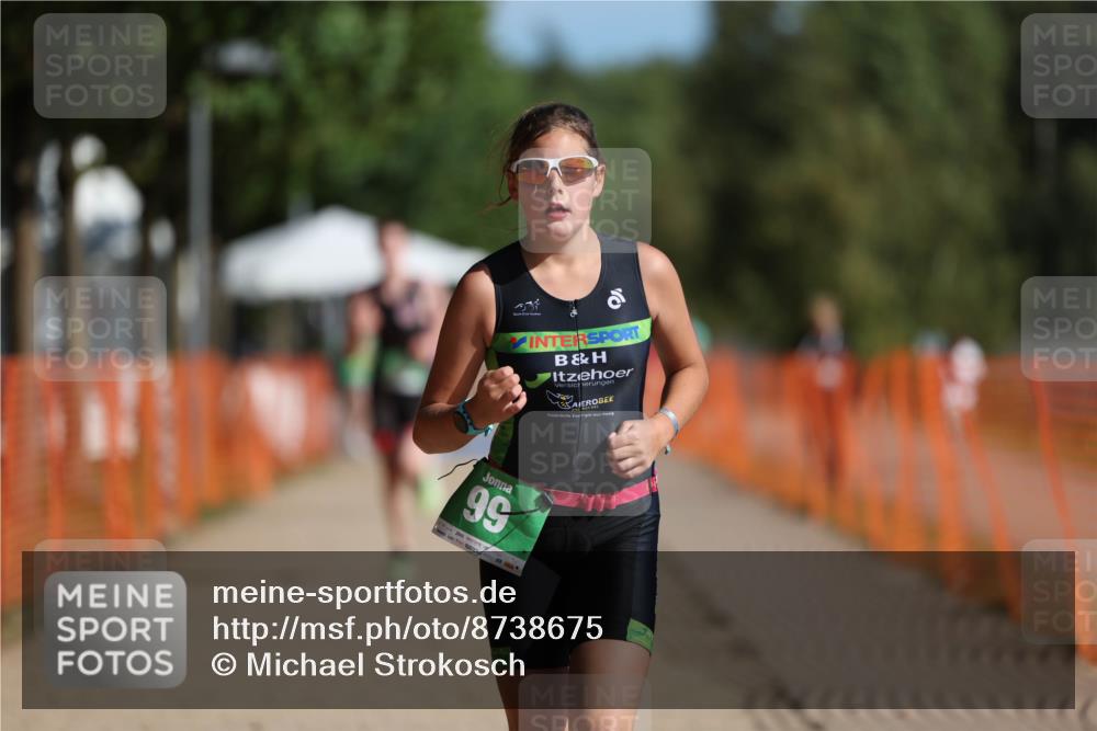 07.09.2025 - 19. Norderstedt Triathlon Michael Strokosch http://msf.ph/oto/8738675 07.09.2025 10:54:42 Laufen 99, 678 meine-sportfotos.de