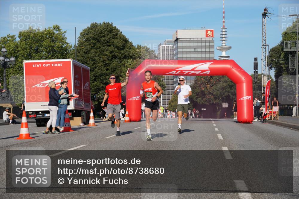 07.09.2025 - BARMER Alsterlauf Yannick Fuchs http://msf.ph/oto/8738680 07.09.2025 09:25:47 Laufen 19, 8354 meine-sportfotos.de