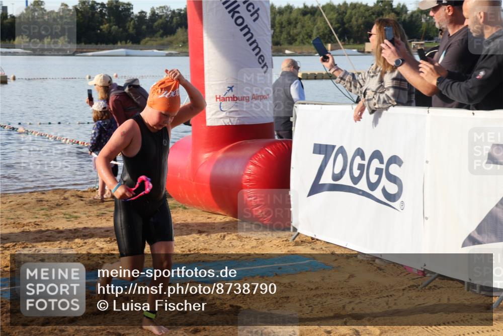 07.09.2025 - 19. Norderstedt Triathlon Luisa Fischer http://msf.ph/oto/8738790 07.09.2025 09:03:50 Schwimmen 2, 8, 13, 28, 35, 38, 48 meine-sportfotos.de