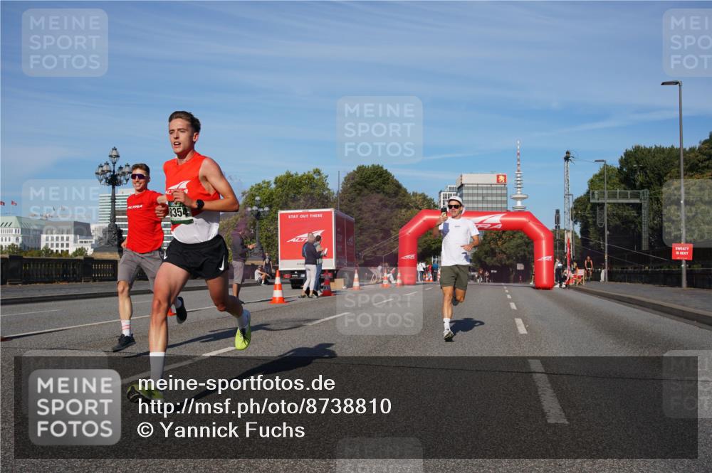 07.09.2025 - BARMER Alsterlauf Yannick Fuchs http://msf.ph/oto/8738810 07.09.2025 09:25:49 Laufen 111, 8354 meine-sportfotos.de