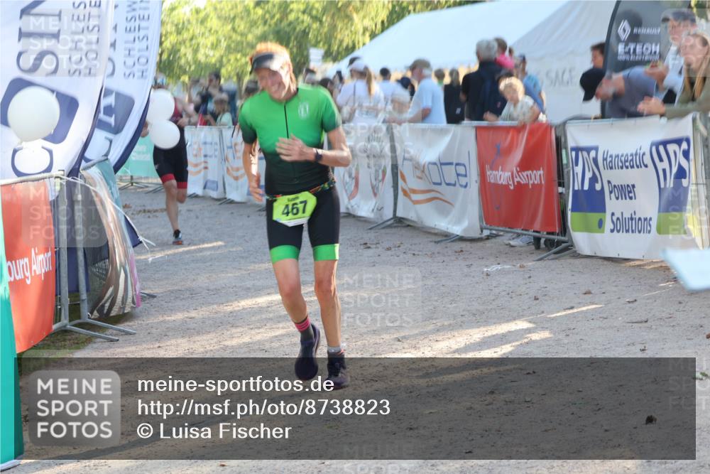 07.09.2025 - 19. Norderstedt Triathlon Luisa Fischer http://msf.ph/oto/8738823 07.09.2025 16:48:54 Ziel 467, 1093, 1575 meine-sportfotos.de