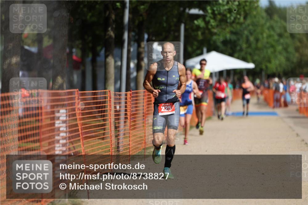 07.09.2025 - 19. Norderstedt Triathlon Michael Strokosch http://msf.ph/oto/8738827 07.09.2025 11:50:39 Laufen 225, 1185, 1335 meine-sportfotos.de