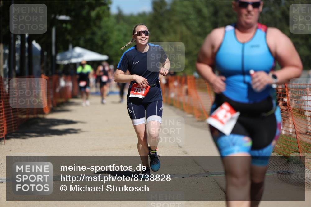 07.09.2025 - 19. Norderstedt Triathlon Michael Strokosch http://msf.ph/oto/8738828 07.09.2025 13:05:38 Laufen 742, 761 meine-sportfotos.de
