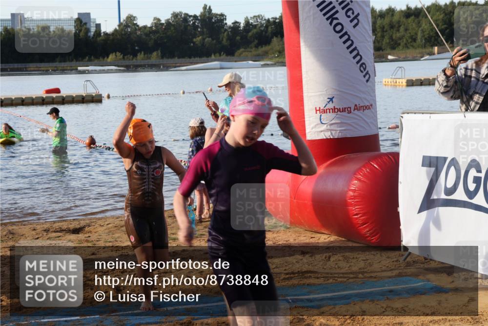 07.09.2025 - 19. Norderstedt Triathlon Luisa Fischer http://msf.ph/oto/8738848 07.09.2025 09:03:58 Schwimmen 10, 18, 20, 28, 35 meine-sportfotos.de