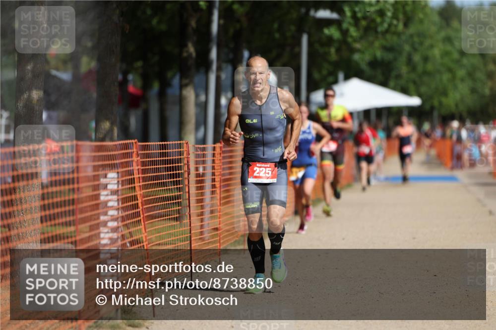 07.09.2025 - 19. Norderstedt Triathlon Michael Strokosch http://msf.ph/oto/8738850 07.09.2025 11:50:40 Laufen 225, 1185, 1335 meine-sportfotos.de