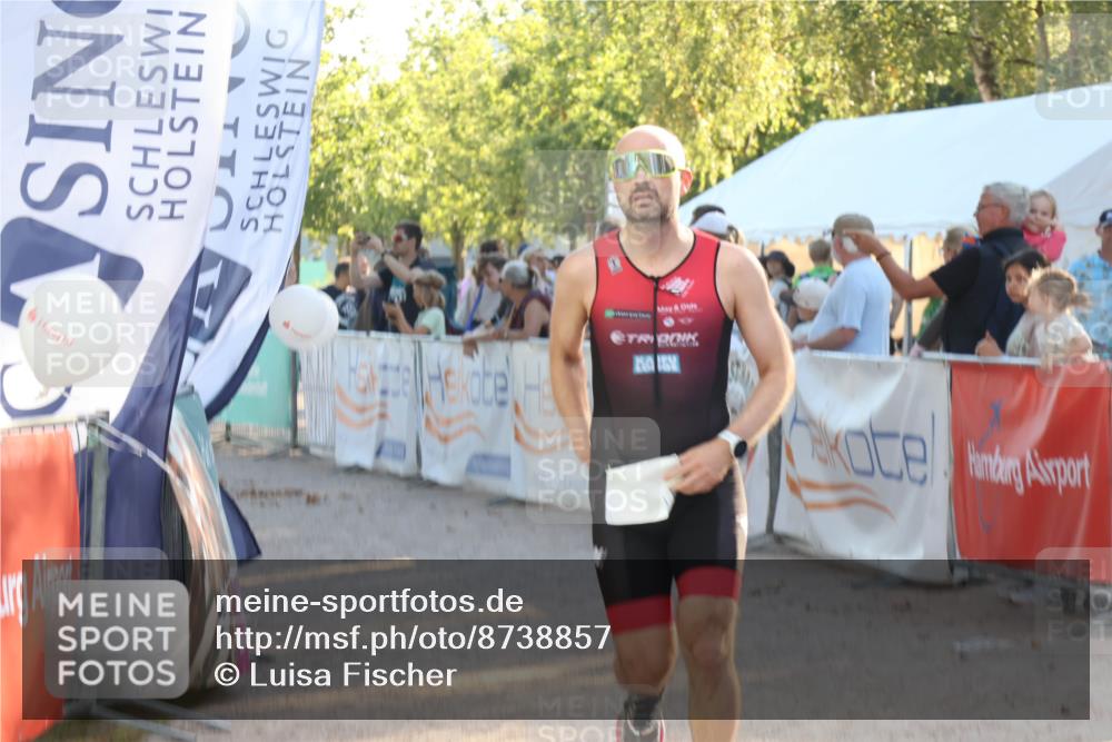 07.09.2025 - 19. Norderstedt Triathlon Luisa Fischer http://msf.ph/oto/8738857 07.09.2025 16:48:57 Ziel 467, 1575 meine-sportfotos.de