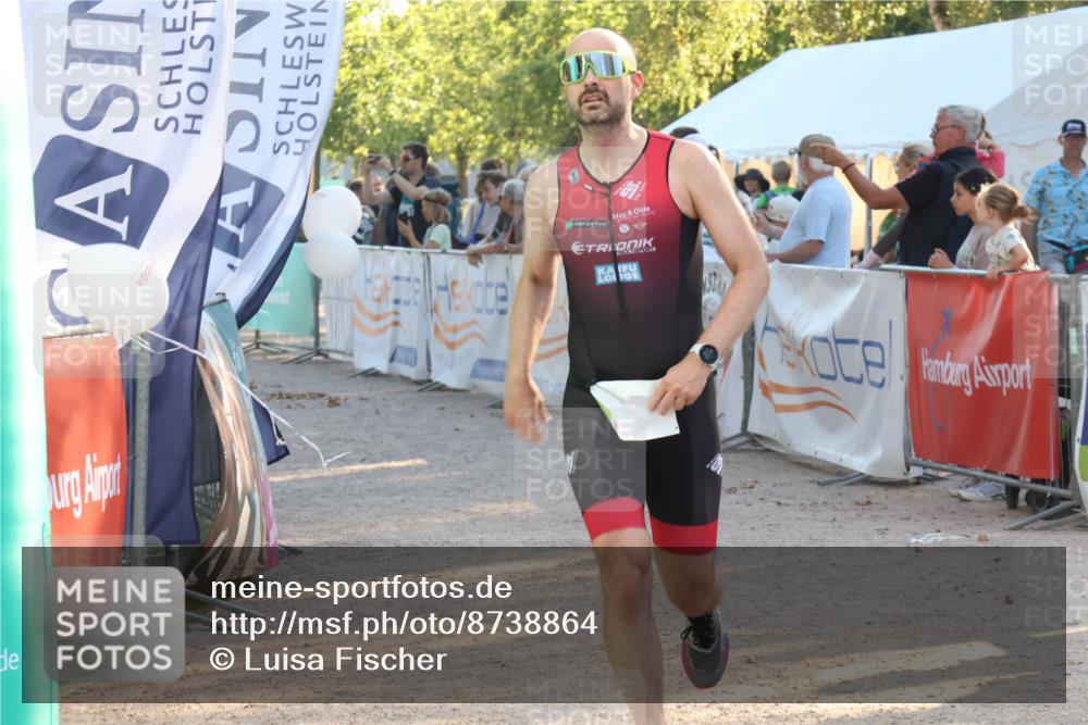 07.09.2025 - 19. Norderstedt Triathlon Luisa Fischer http://msf.ph/oto/8738864 07.09.2025 16:48:57 Ziel 467, 1575 meine-sportfotos.de