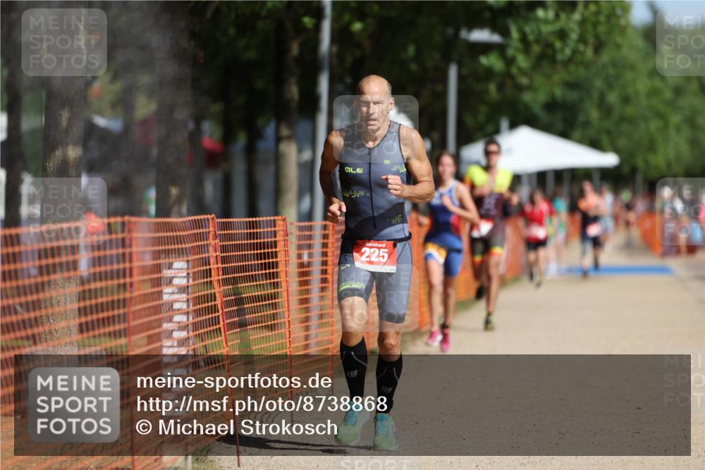 07.09.2025 - 19. Norderstedt Triathlon Michael Strokosch http://msf.ph/oto/8738868 07.09.2025 11:50:40 Laufen 225, 1185, 1335 meine-sportfotos.de