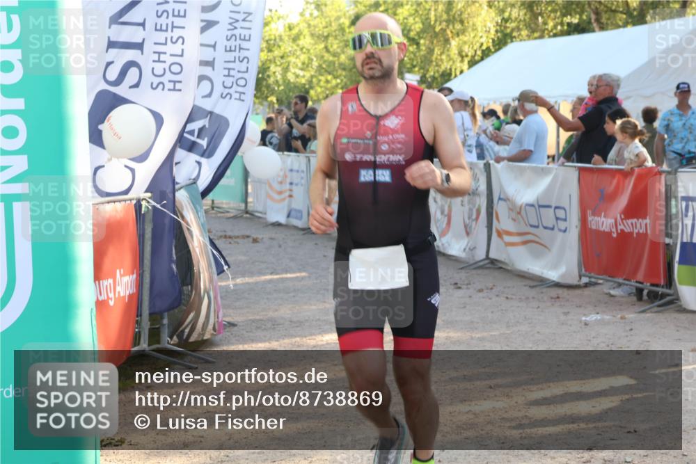07.09.2025 - 19. Norderstedt Triathlon Luisa Fischer http://msf.ph/oto/8738869 07.09.2025 16:48:58 Ziel 467, 1575 meine-sportfotos.de