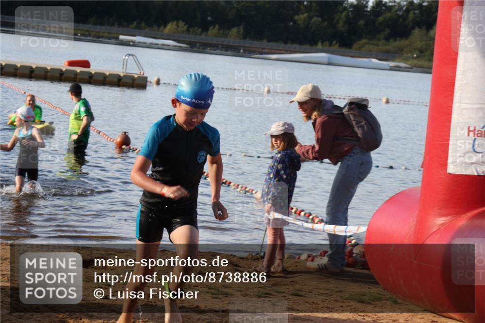 07.09.2025 - 19. Norderstedt Triathlon Luisa Fischer http://msf.ph/oto/8738886 07.09.2025 09:04:14 Schwimmen 22, 24, 43 meine-sportfotos.de