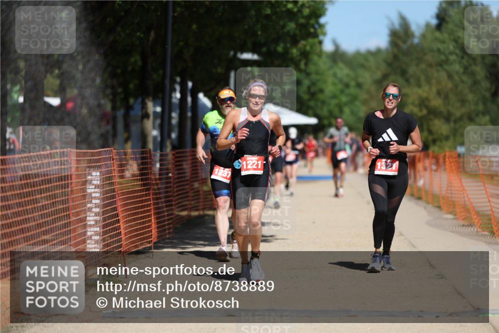 07.09.2025 - 19. Norderstedt Triathlon Michael Strokosch http://msf.ph/oto/8738889 07.09.2025 13:05:48 Laufen 1221, 1237, 1321 meine-sportfotos.de
