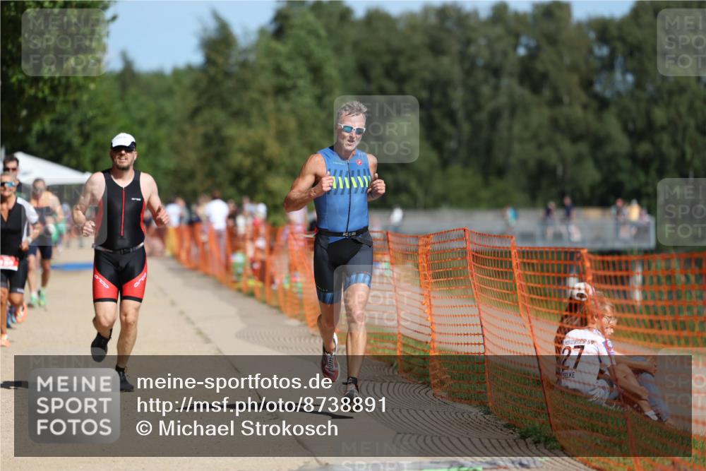 07.09.2025 - 19. Norderstedt Triathlon Michael Strokosch http://msf.ph/oto/8738891 07.09.2025 12:29:30 Laufen 186, 756, 791, 802, 1350 meine-sportfotos.de