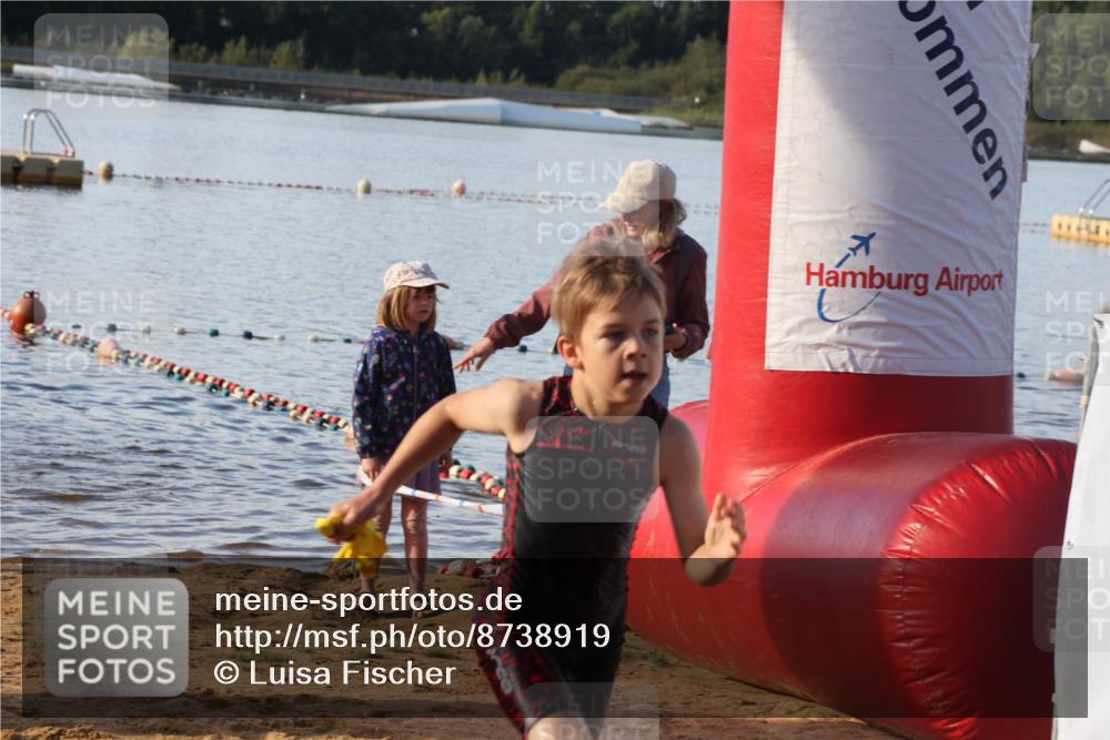 07.09.2025 - 19. Norderstedt Triathlon Luisa Fischer http://msf.ph/oto/8738919 07.09.2025 09:04:17 Schwimmen 22, 24, 43 meine-sportfotos.de