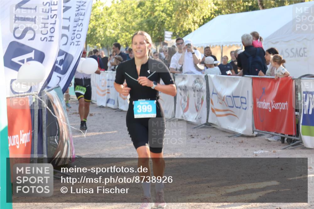 07.09.2025 - 19. Norderstedt Triathlon Luisa Fischer http://msf.ph/oto/8738926 07.09.2025 16:49:02 Ziel 399, 467, 1575 meine-sportfotos.de