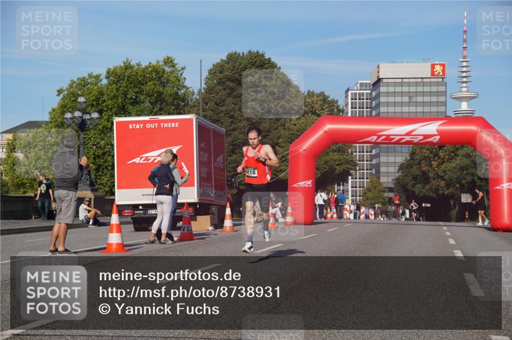 07.09.2025 - BARMER Alsterlauf Yannick Fuchs http://msf.ph/oto/8738931 07.09.2025 09:25:54 Laufen 4118 meine-sportfotos.de