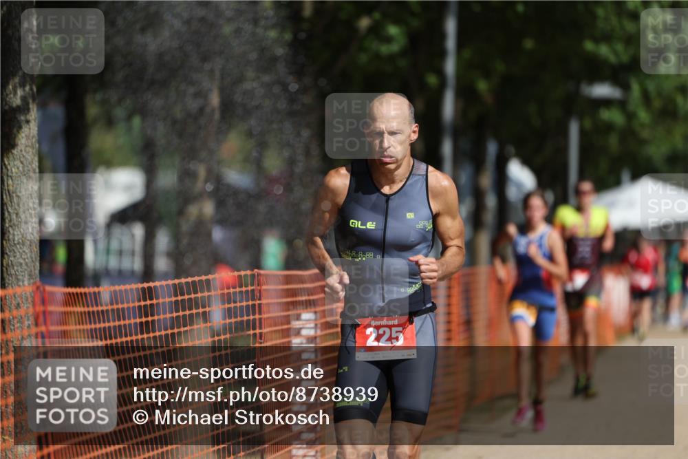 07.09.2025 - 19. Norderstedt Triathlon Michael Strokosch http://msf.ph/oto/8738939 07.09.2025 11:50:41 Laufen 225, 1185, 1335 meine-sportfotos.de
