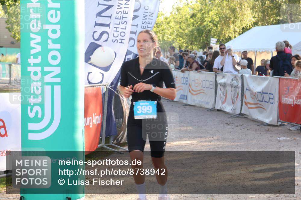 07.09.2025 - 19. Norderstedt Triathlon Luisa Fischer http://msf.ph/oto/8738942 07.09.2025 16:49:03 Ziel 399, 1575, 1589 meine-sportfotos.de