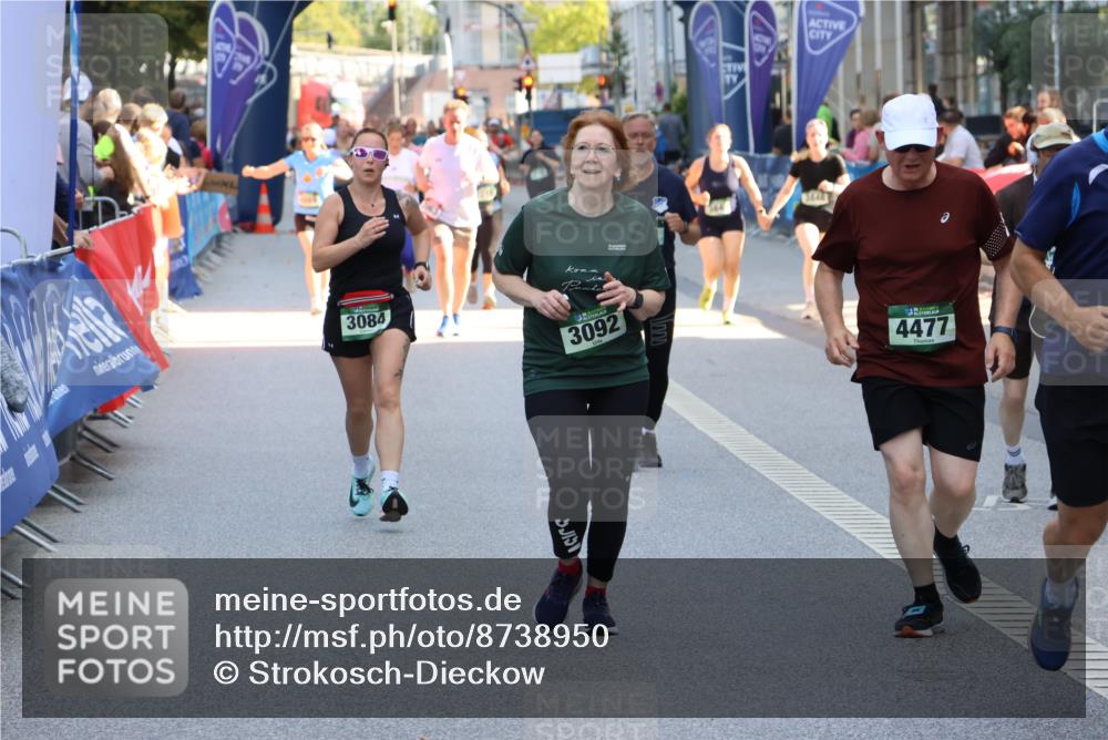 07.09.2025 - BARMER Alsterlauf Strokosch-Dieckow http://msf.ph/oto/8738950 07.09.2025 10:18:59 Ziel 2024, 2189, 2761, 3399, 3400, 3581, 3882, 4060, 4207, 4390, 4410, 4438, 4459, 5325, 5622, 5712, 6003 meine-sportfotos.de