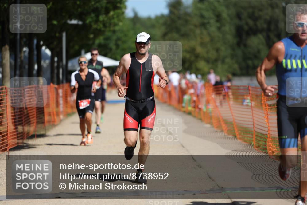 07.09.2025 - 19. Norderstedt Triathlon Michael Strokosch http://msf.ph/oto/8738952 07.09.2025 12:29:31 Laufen 186, 756, 791, 802, 1350, 1351 meine-sportfotos.de