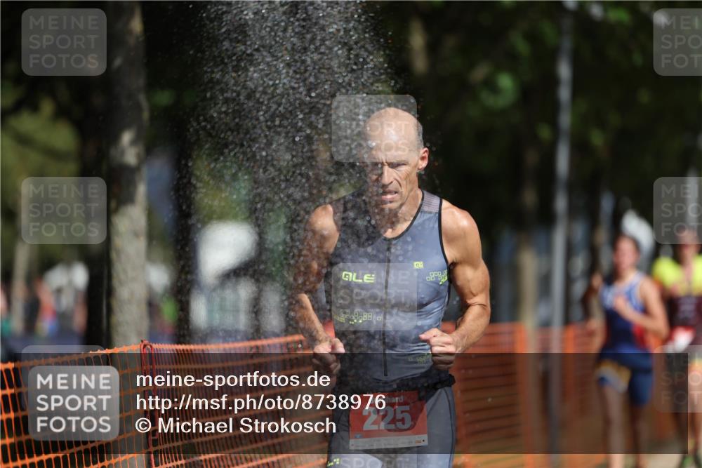07.09.2025 - 19. Norderstedt Triathlon Michael Strokosch http://msf.ph/oto/8738976 07.09.2025 11:50:42 Laufen 225, 1185, 1335 meine-sportfotos.de