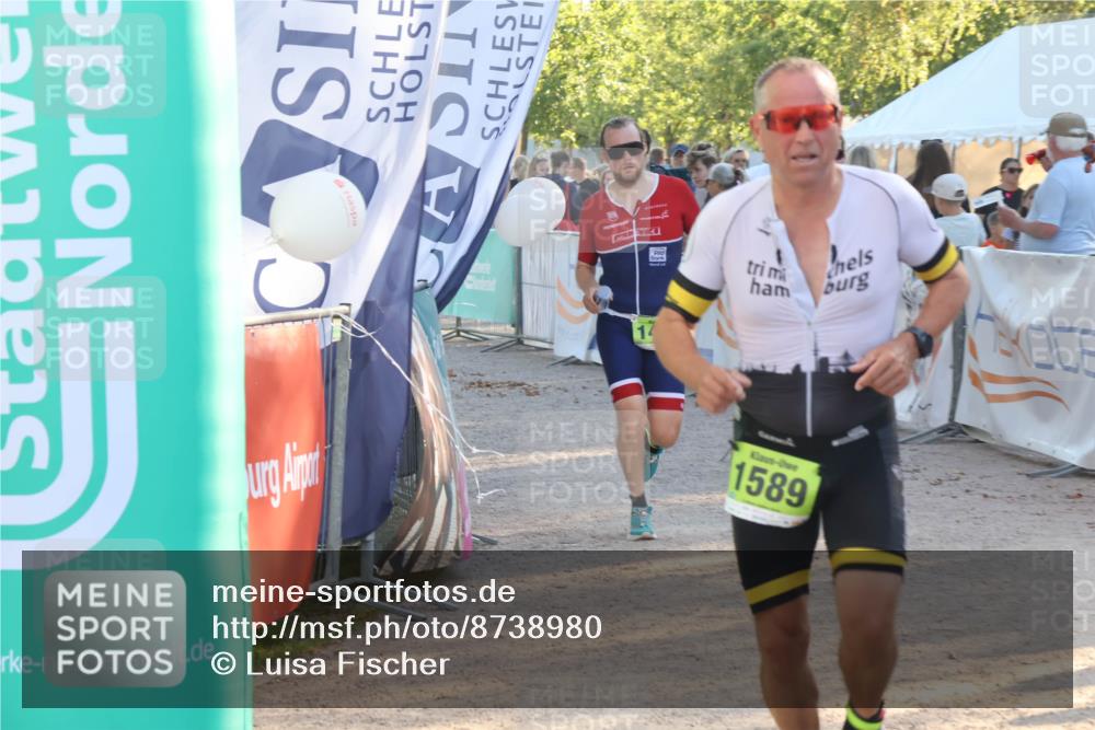 07.09.2025 - 19. Norderstedt Triathlon Luisa Fischer http://msf.ph/oto/8738980 07.09.2025 16:49:07 Ziel 399, 1103, 1497, 1589 meine-sportfotos.de