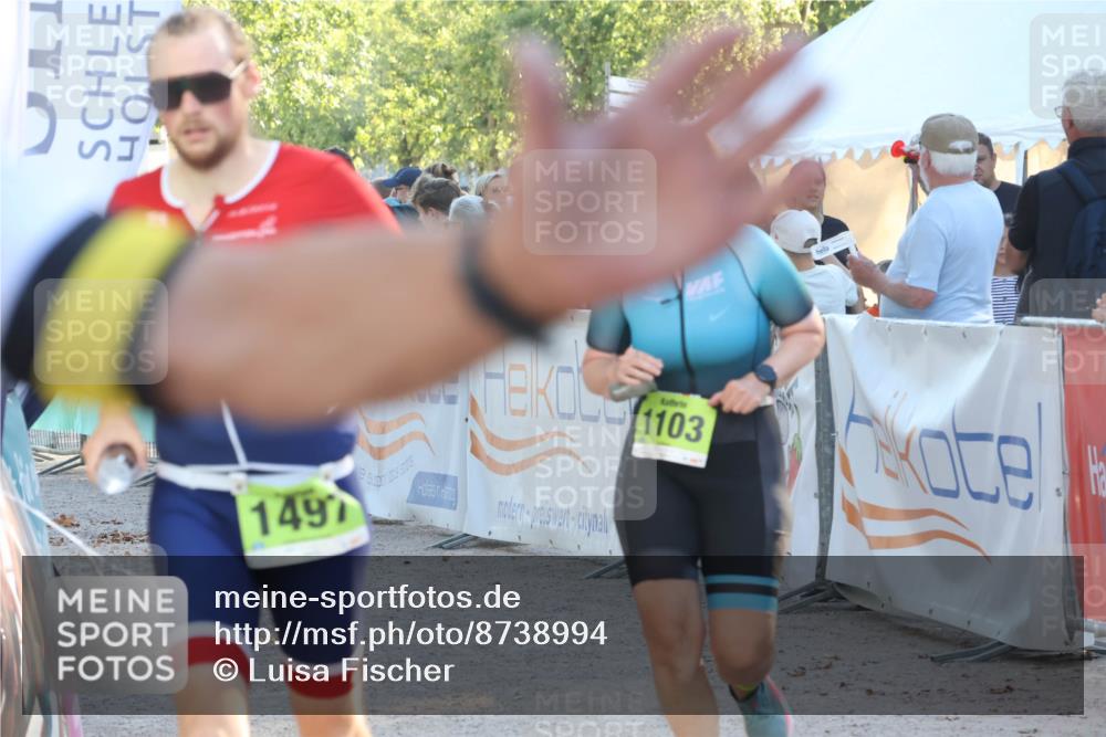 07.09.2025 - 19. Norderstedt Triathlon Luisa Fischer http://msf.ph/oto/8738994 07.09.2025 16:49:09 Ziel 399, 1103, 1497, 1589 meine-sportfotos.de