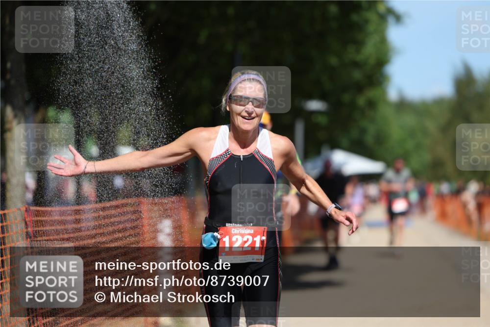 07.09.2025 - 19. Norderstedt Triathlon Michael Strokosch http://msf.ph/oto/8739007 07.09.2025 13:05:51 Laufen 288, 1221, 1237, 1296, 1321 meine-sportfotos.de