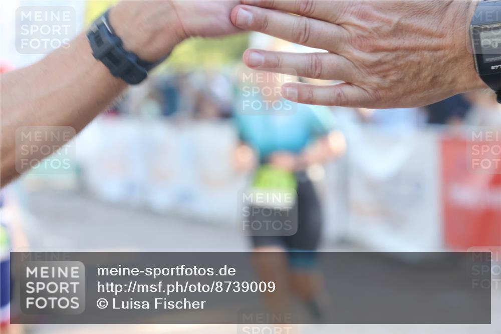 07.09.2025 - 19. Norderstedt Triathlon Luisa Fischer http://msf.ph/oto/8739009 07.09.2025 16:49:10 Ziel 399, 1103, 1497, 1589 meine-sportfotos.de