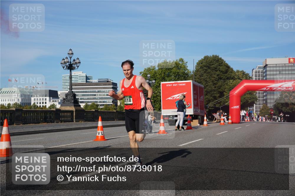 07.09.2025 - BARMER Alsterlauf Yannick Fuchs http://msf.ph/oto/8739018 07.09.2025 09:25:56 Laufen 4118 meine-sportfotos.de