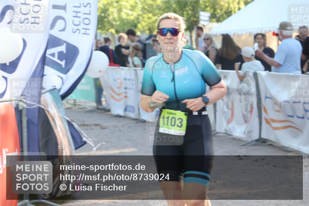 07.09.2025 - 19. Norderstedt Triathlon Luisa Fischer http://msf.ph/oto/8739024 07.09.2025 16:49:10 Ziel 399, 1103, 1497, 1589 meine-sportfotos.de