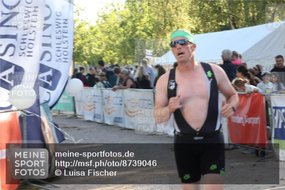 07.09.2025 - 19. Norderstedt Triathlon Luisa Fischer http://msf.ph/oto/8739046 07.09.2025 16:49:17 Ziel 1053, 1103, 1497, 1551 meine-sportfotos.de