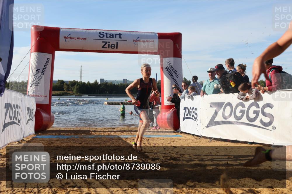 07.09.2025 - 19. Norderstedt Triathlon Luisa Fischer http://msf.ph/oto/8739085 07.09.2025 09:28:30 Schwimmen 553, 557, 633 meine-sportfotos.de