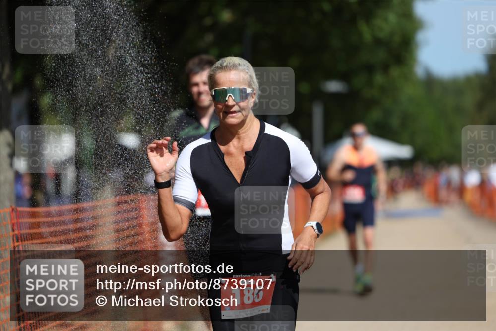 07.09.2025 - 19. Norderstedt Triathlon Michael Strokosch http://msf.ph/oto/8739107 07.09.2025 12:29:36 Laufen 186, 791, 802, 1350, 1351 meine-sportfotos.de