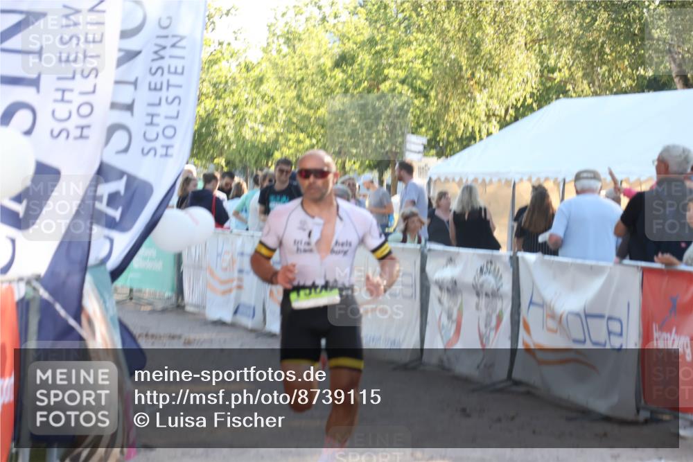 07.09.2025 - 19. Norderstedt Triathlon Luisa Fischer http://msf.ph/oto/8739115 07.09.2025 16:49:23 Ziel 387, 1053, 1551, 1588 meine-sportfotos.de