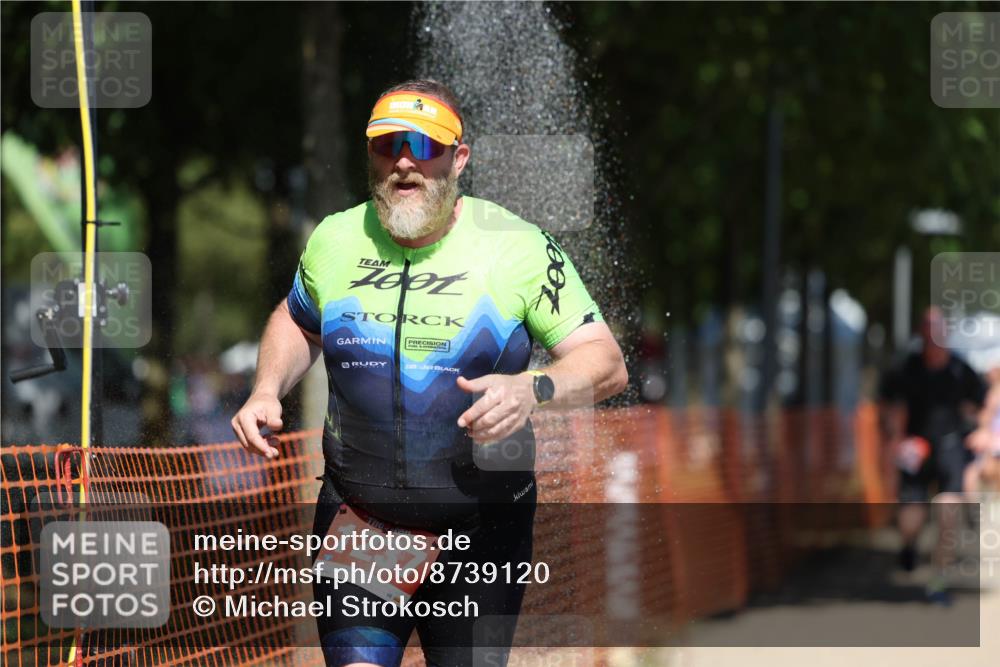 07.09.2025 - 19. Norderstedt Triathlon Michael Strokosch http://msf.ph/oto/8739120 07.09.2025 13:05:53 Laufen 288, 1221, 1237, 1260, 1296, 1321 meine-sportfotos.de