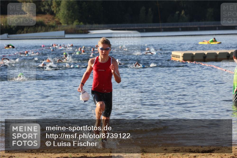 07.09.2025 - 19. Norderstedt Triathlon Luisa Fischer http://msf.ph/oto/8739122 07.09.2025 09:28:40 Schwimmen 553, 557, 583 meine-sportfotos.de