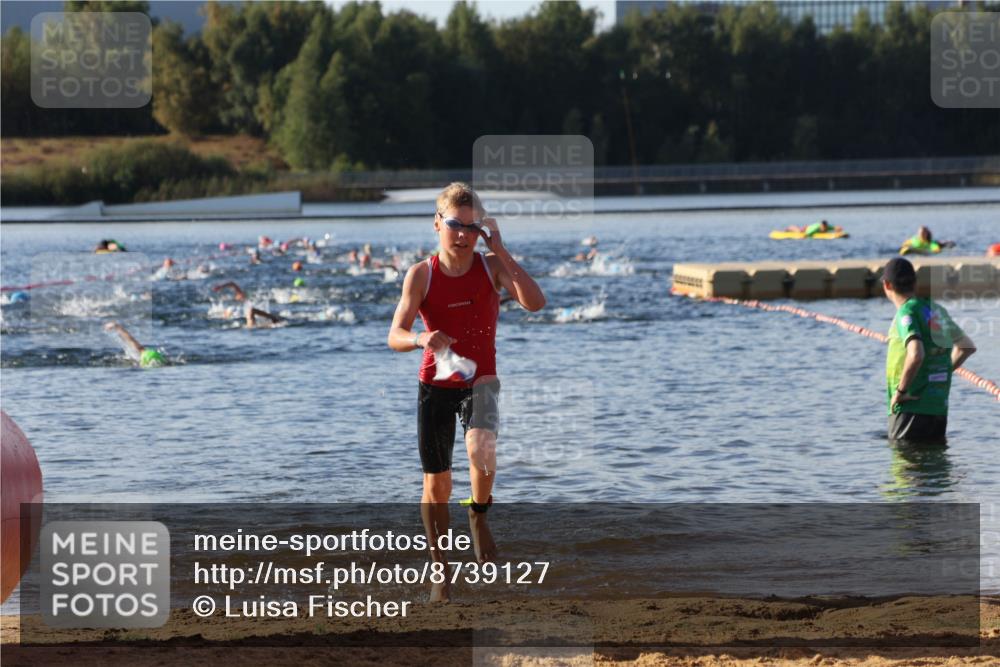 07.09.2025 - 19. Norderstedt Triathlon Luisa Fischer http://msf.ph/oto/8739127 07.09.2025 09:28:41 Schwimmen 557, 583 meine-sportfotos.de