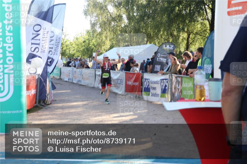 07.09.2025 - 19. Norderstedt Triathlon Luisa Fischer http://msf.ph/oto/8739171 07.09.2025 16:49:36 Ziel 1574 meine-sportfotos.de