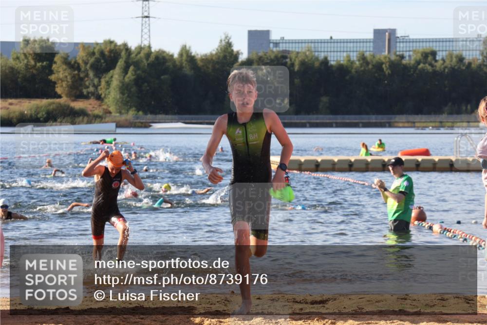 07.09.2025 - 19. Norderstedt Triathlon Luisa Fischer http://msf.ph/oto/8739176 07.09.2025 09:29:07 Schwimmen 586, 594, 600 meine-sportfotos.de