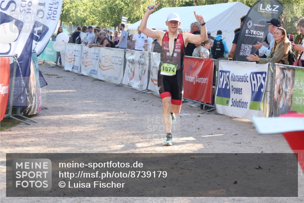 07.09.2025 - 19. Norderstedt Triathlon Luisa Fischer http://msf.ph/oto/8739179 07.09.2025 16:49:37 Ziel 1574 meine-sportfotos.de