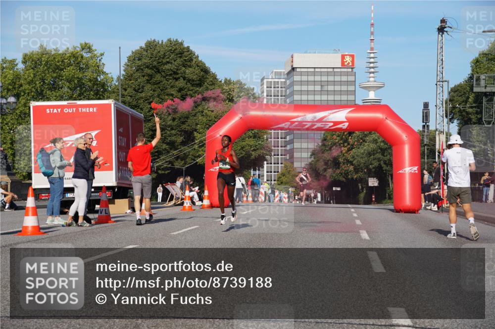 07.09.2025 - BARMER Alsterlauf Yannick Fuchs http://msf.ph/oto/8739188 07.09.2025 09:26:02 Laufen  meine-sportfotos.de