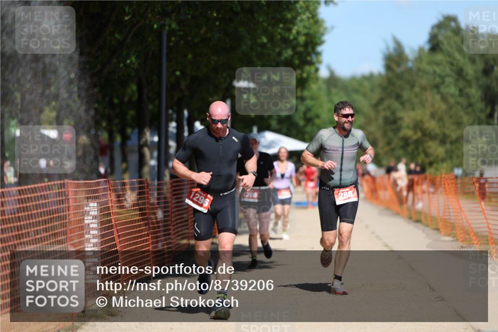 07.09.2025 - 19. Norderstedt Triathlon Michael Strokosch http://msf.ph/oto/8739206 07.09.2025 13:05:55 Laufen 288, 293, 1237, 1260, 1296 meine-sportfotos.de